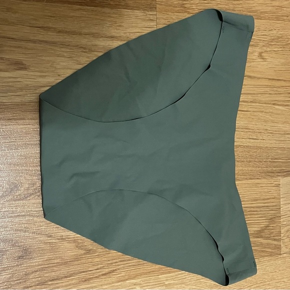 NWT Everlane Womens The Invisible High Rise Hipster Underwear Green Medium - Picture 10 of 11
